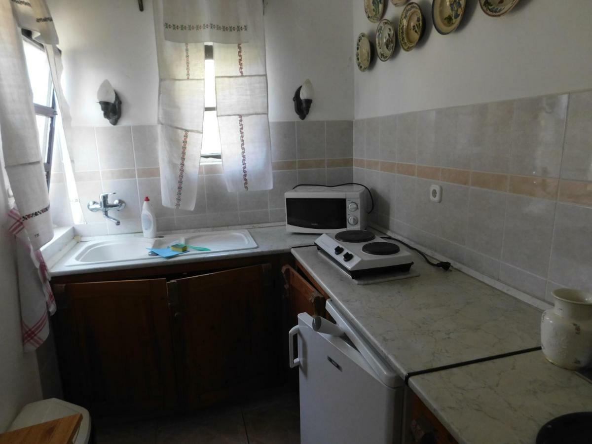 Babamuzeum Kis Apartman Tihany Exteriör bild